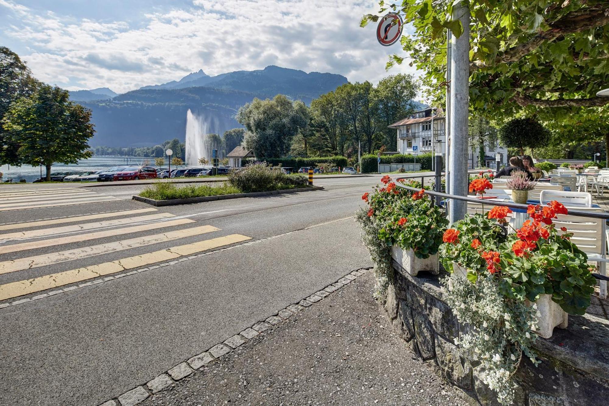 Parkhotel Schwert Везен Экстерьер фото